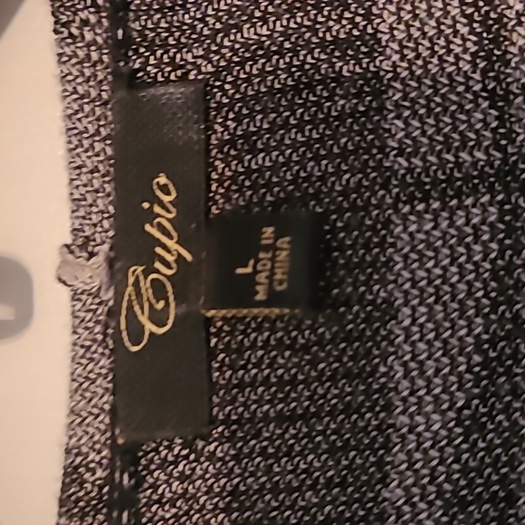 Cardigan - Picture 2 of 3